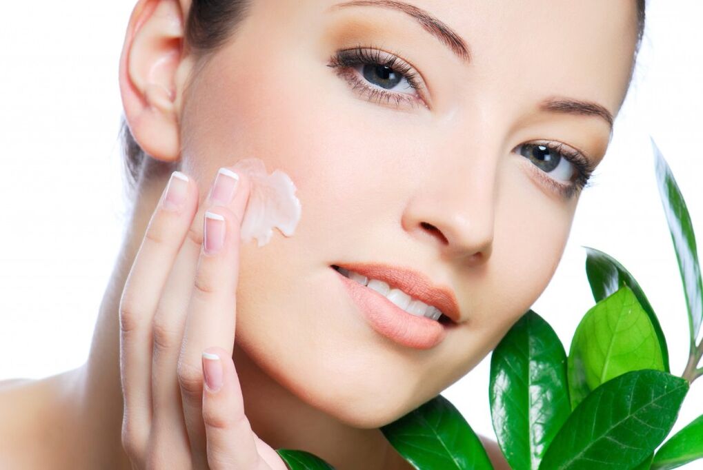 Regenerating skin care at home